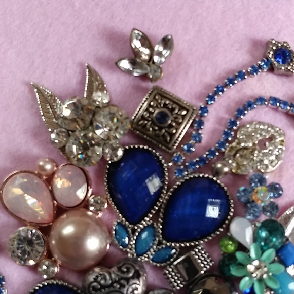 Basket of Flowers Art - Picture 7 of 7